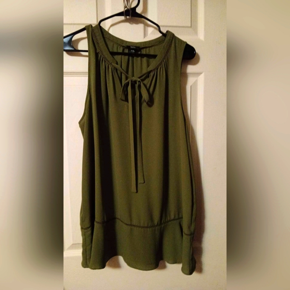 Womans Dressy Tank Top